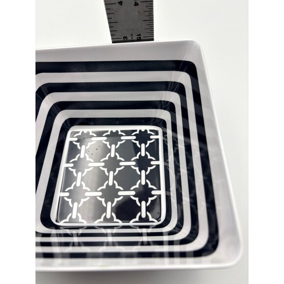 3 Sur La Table Square Blue Quatrefoil Melamine Dinner Plates + Small Snack Bowl - Picture 6 of 7